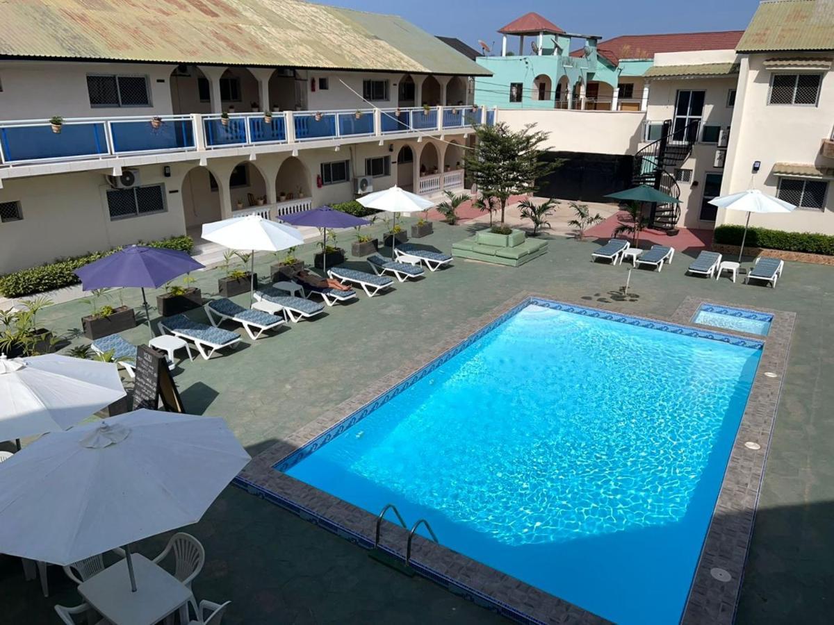 Tranquil Resort Hotel Brusubi Екстер'єр фото